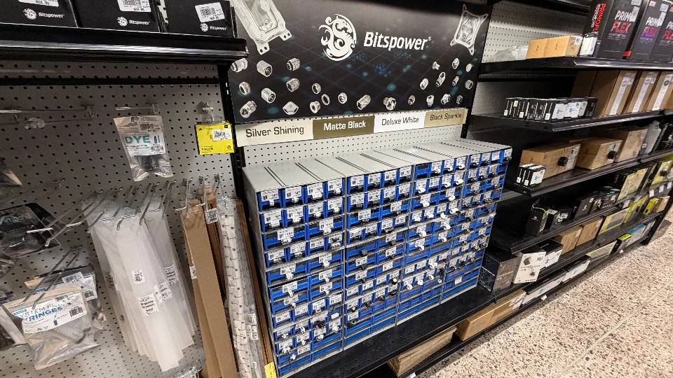 Water Cooling Hardware Display